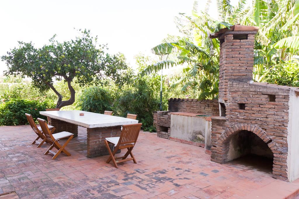 Orange Park - Agriturismo Villa Misterbianco Ngoại thất bức ảnh